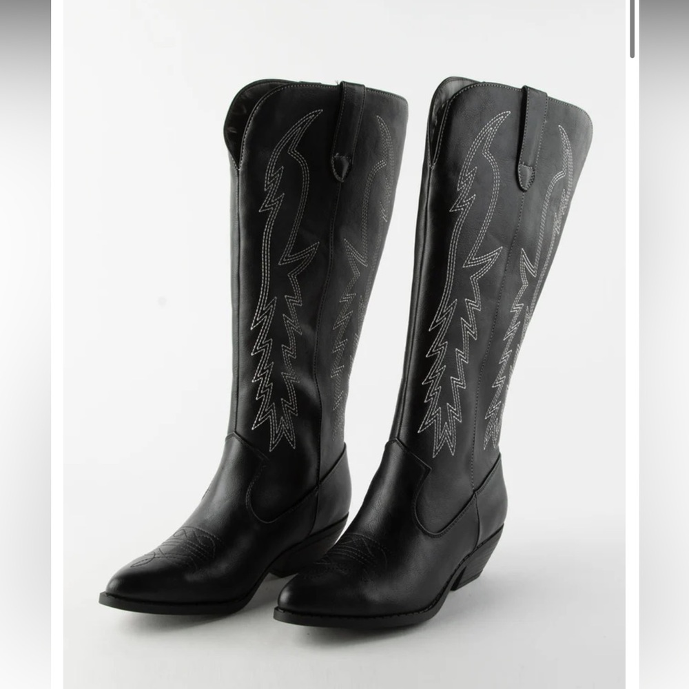 Black Cowgirl Western Boots